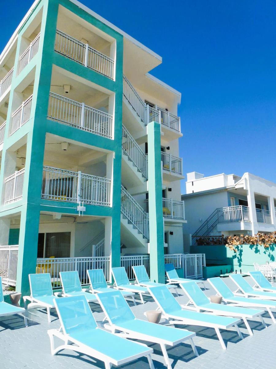 Chateau Mar Beach Resort - Housity