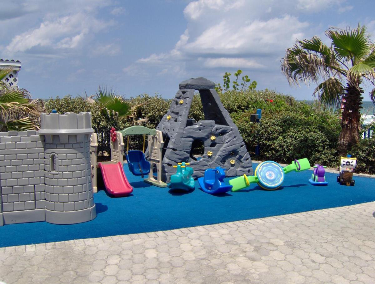 Islander Beach Resort - New Smyrna Beach - Housity