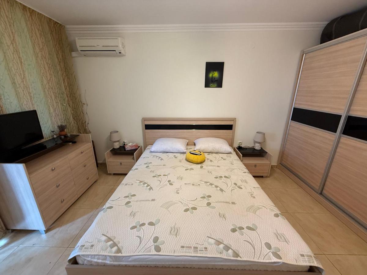 Manastira-2 (A-3) - Housity