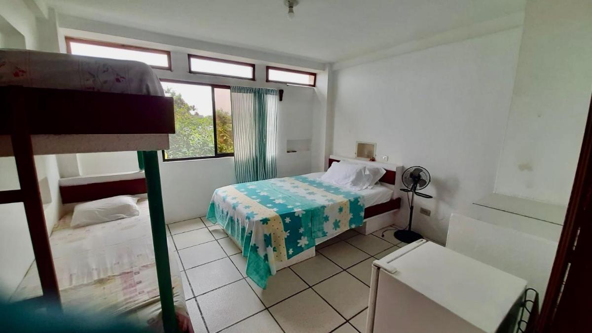 Hostal La Tolita - Housity