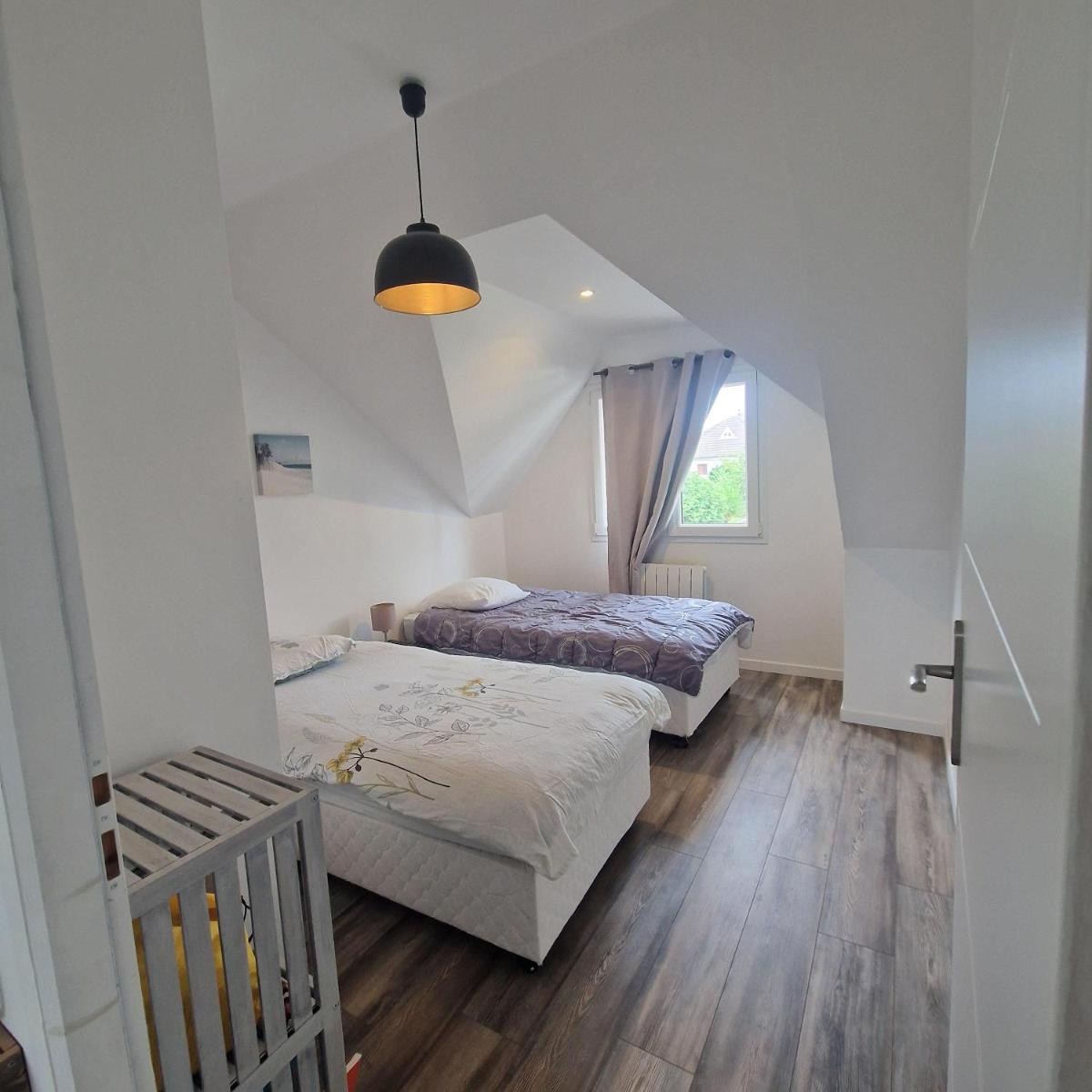 Maison moderne plein coeur de Ouistreham - Housity