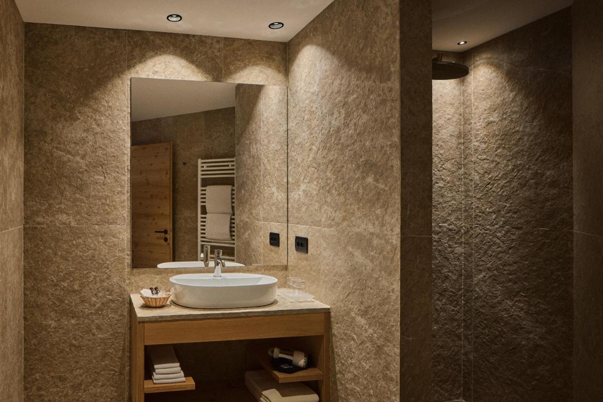 Hotel Mesdi - Housity