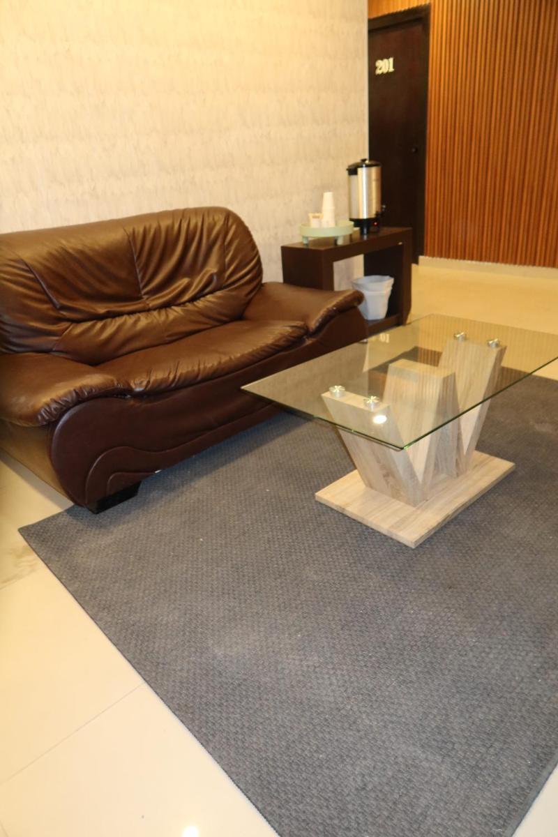 Apartahotel Marbella - Housity