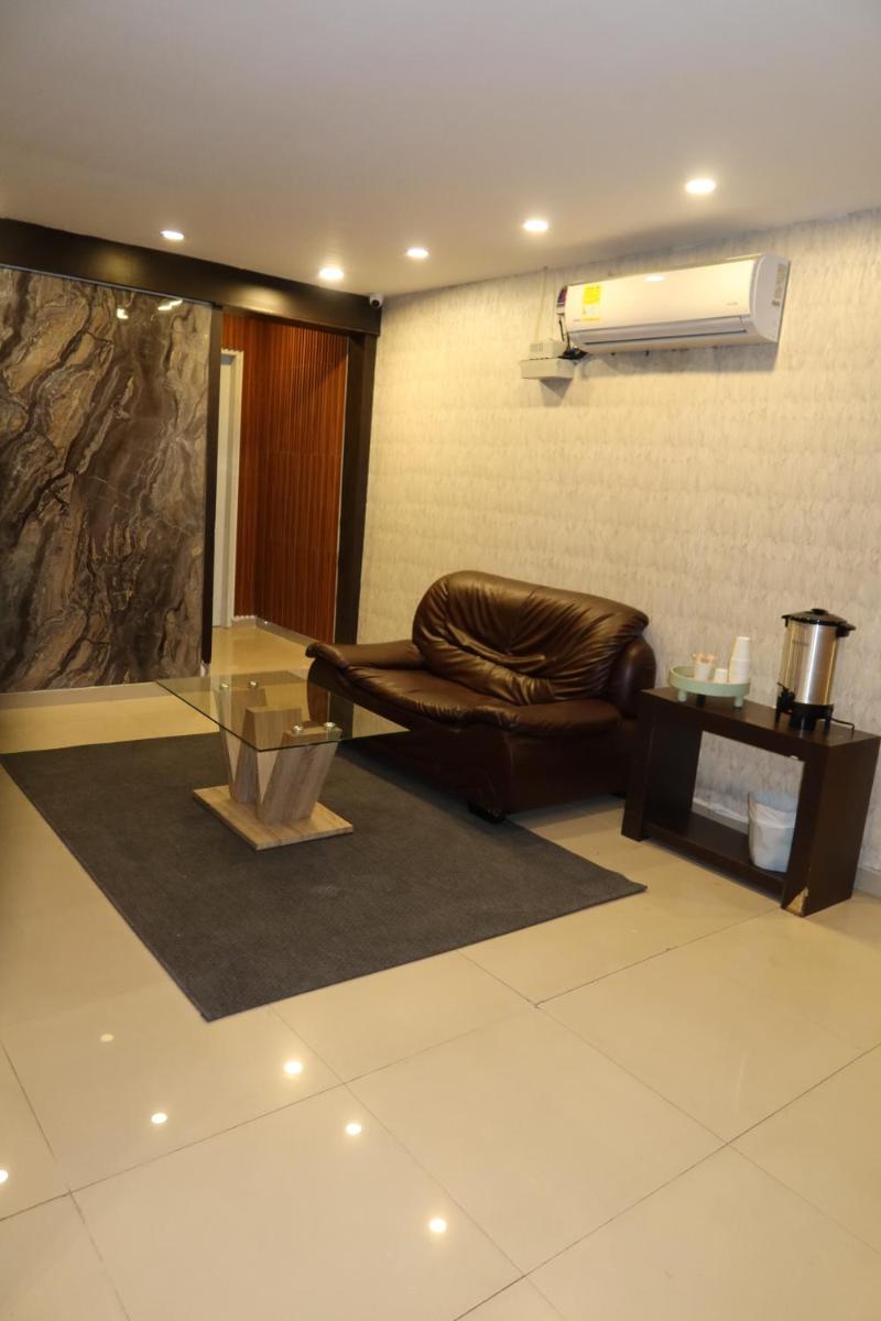 Apartahotel Marbella - Housity