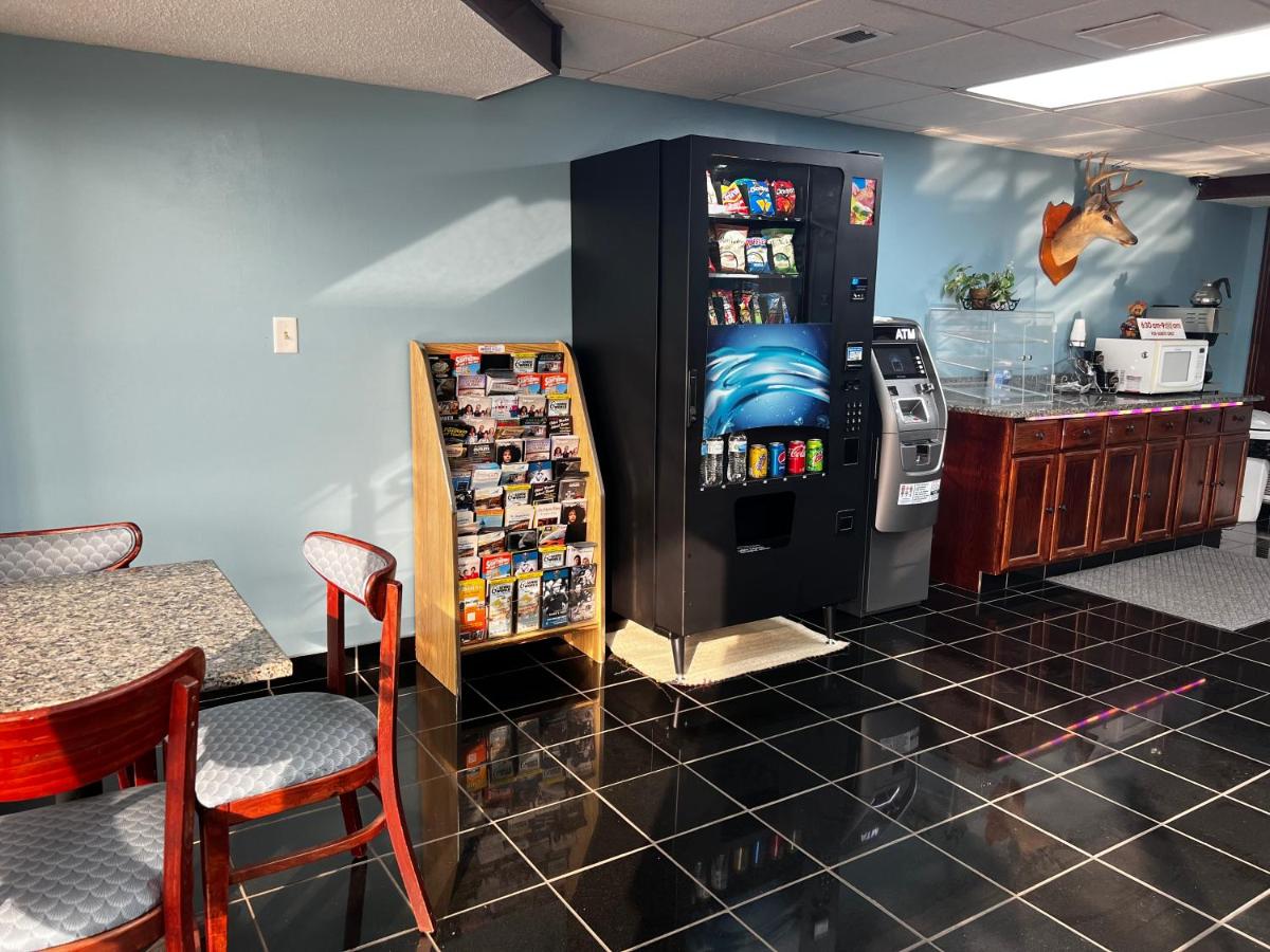 Americas Best Inn - Savannah I-95 - Hizvo