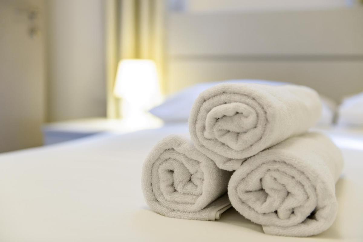 Suitetrails - Dizengoff Inn Apartments