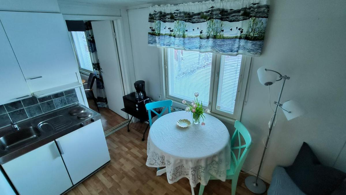 Guesthouse Golden Goose - Housity