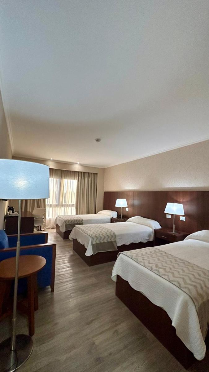 PLATINUM HOTEL CASINO - Housity