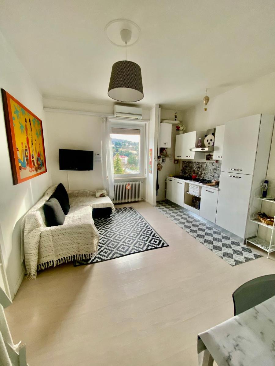 Appartamento Lella con meravigliosa vista zona Corso Bagni - Housity