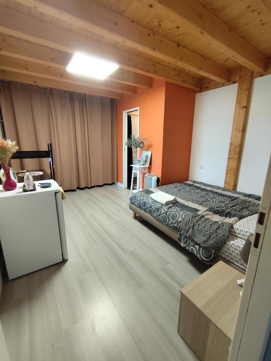 Chambre avec salle d'eau et toilette privées - Hizvo