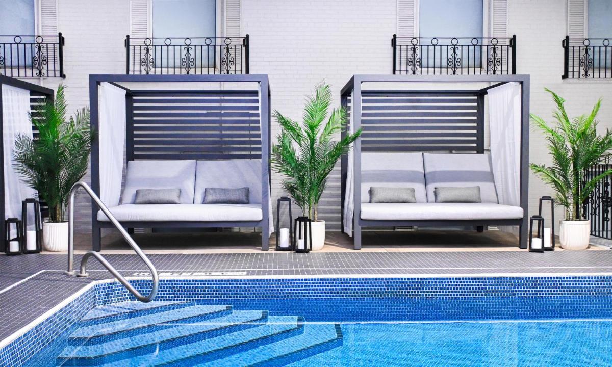 Crowne Plaza Hotel-Niagara Falls/Falls View by IHG - Housity