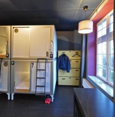 Singer109 Hostel, Hotel & Apartment - Housity