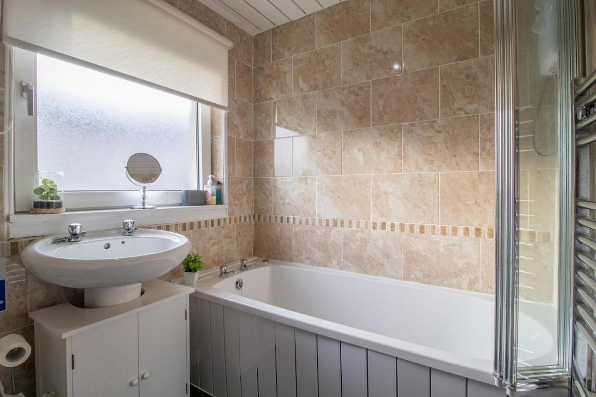 Culzean House - 2 Bedrooms in Coatbridge - Housity