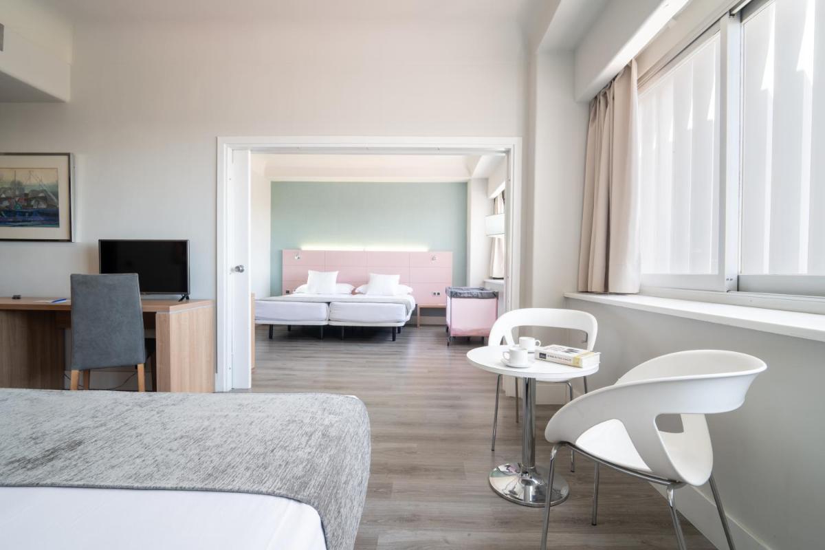Hotel Chamartin The One - Housity