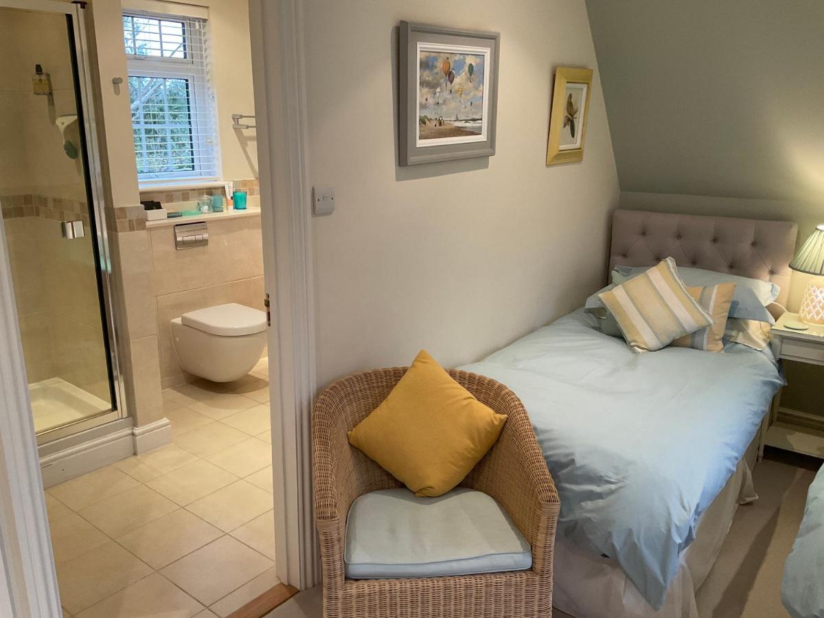 Broadwater Bed & Breakfast - Housity