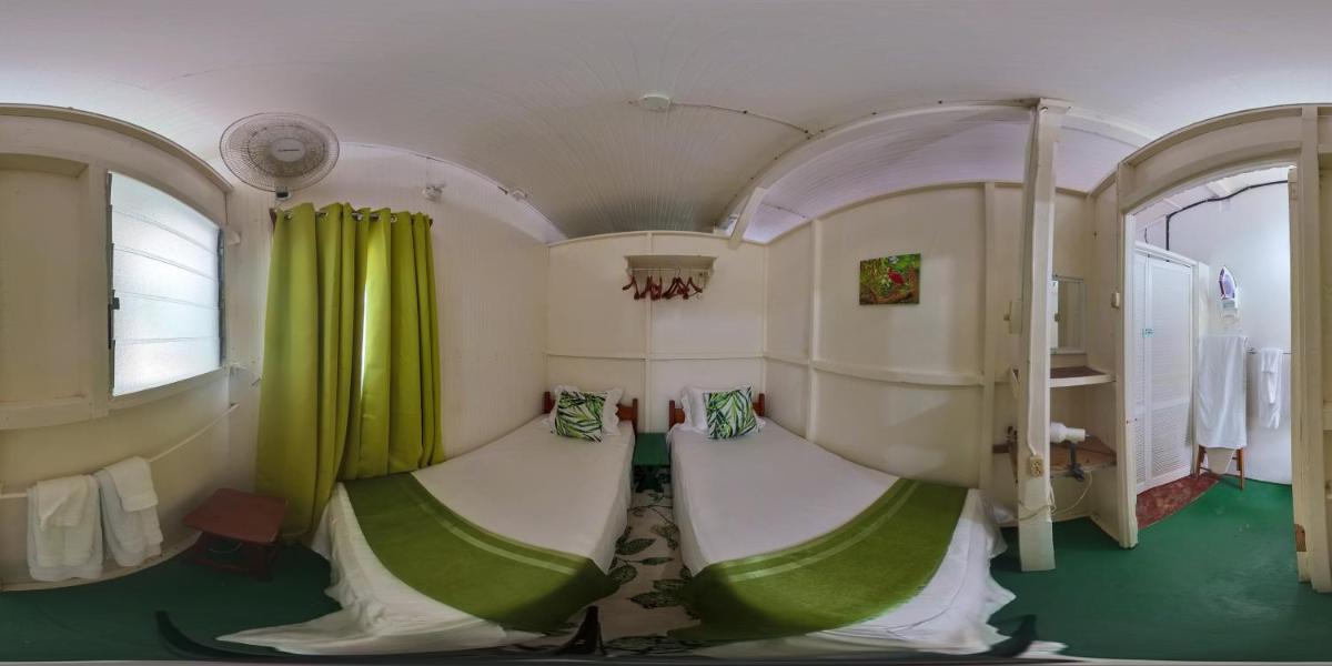 Cholson Chalets - Housity