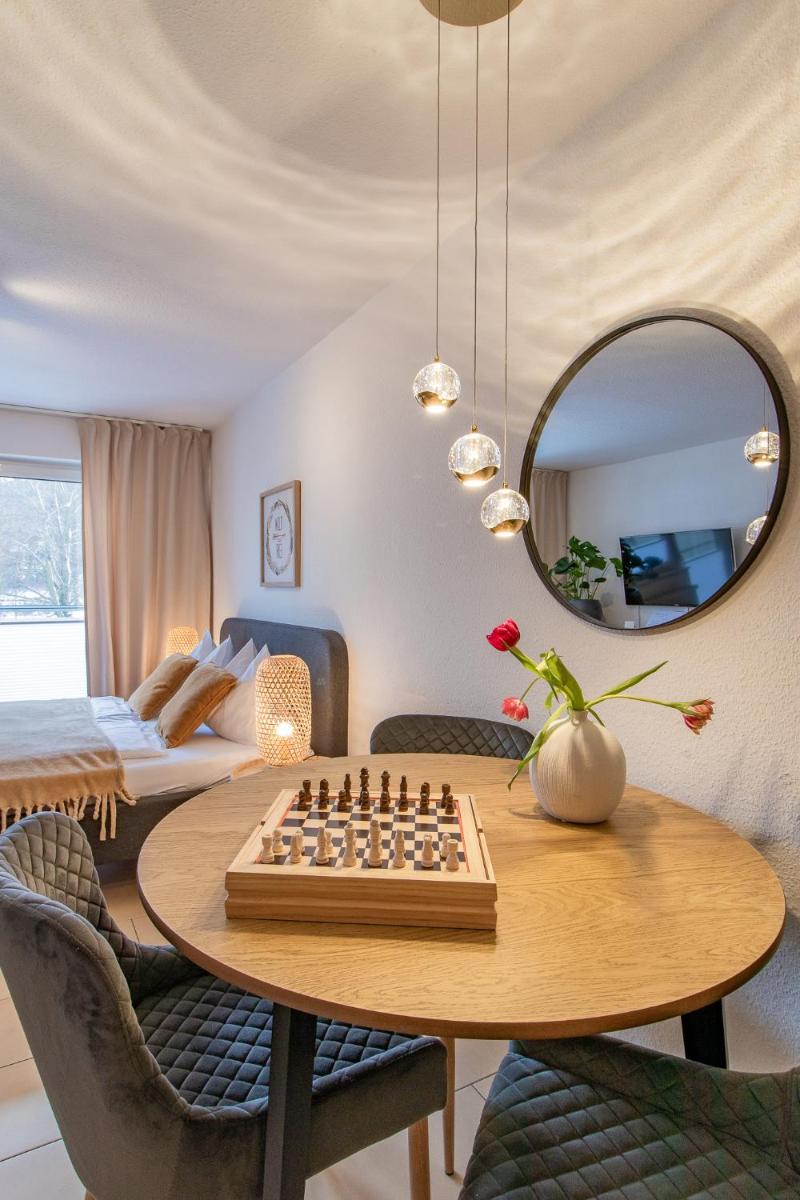 Modernes Apartment im Grünen I Balkon I WLAN I Stellplatz - Housity