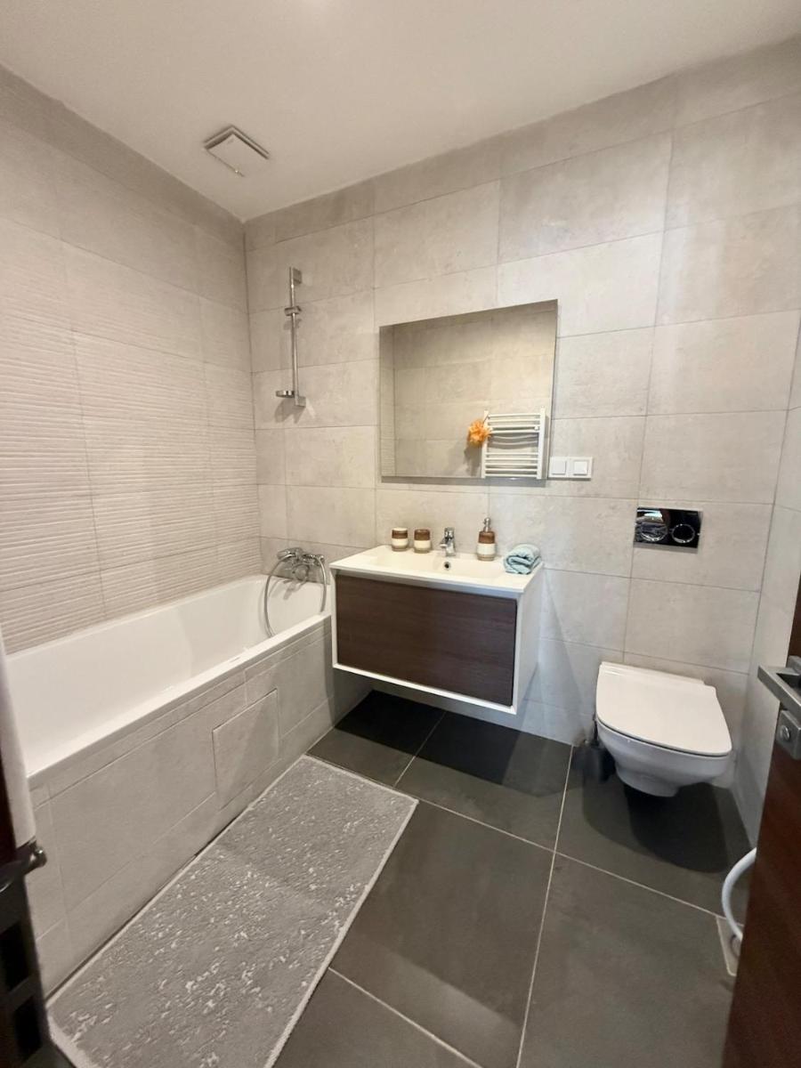 Perfect apartment with parking garage - Housity