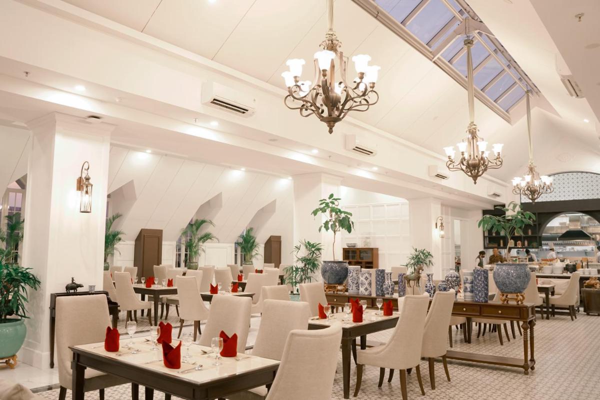 MAHALAYA The Legacy Hotel - Housity