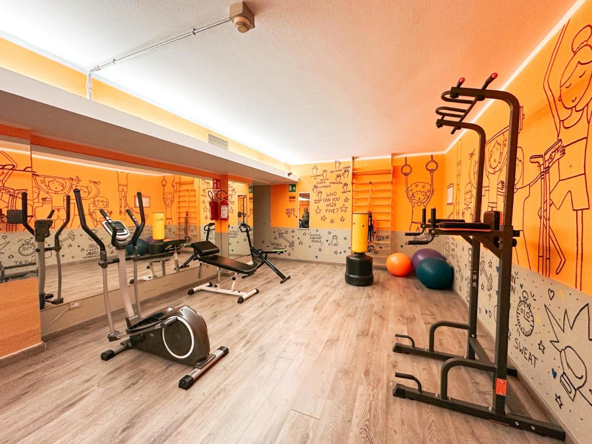 Hotel Britannia - Housity