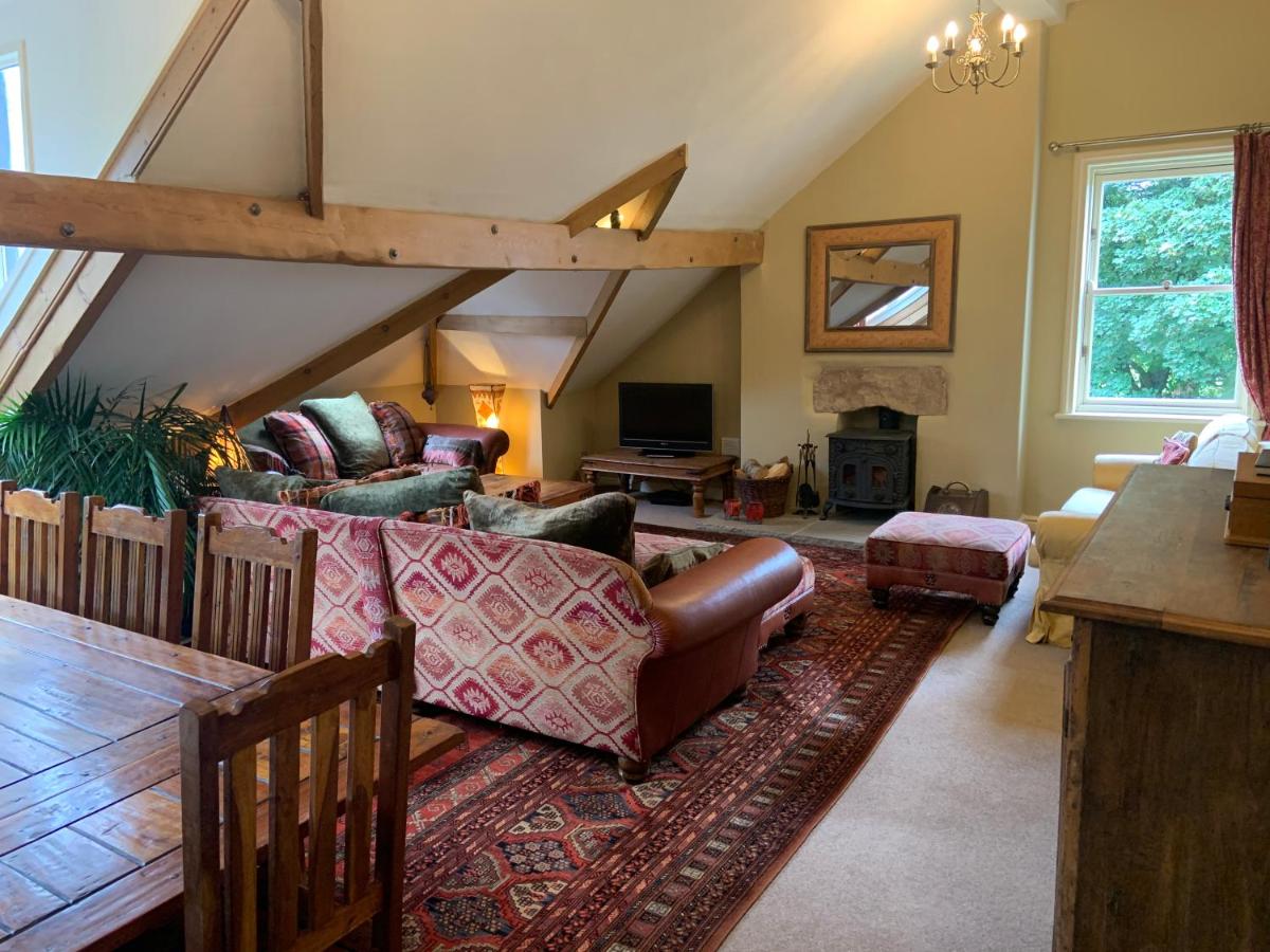 Large Ingleton Apartment, Yorkshire Dales, Three Peaks - Housity