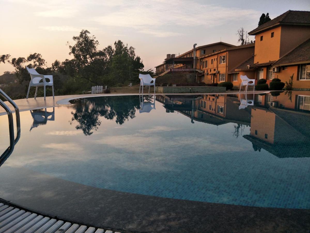 KSTDC Hotel Mayura Valley View Madikeri - Hizvo