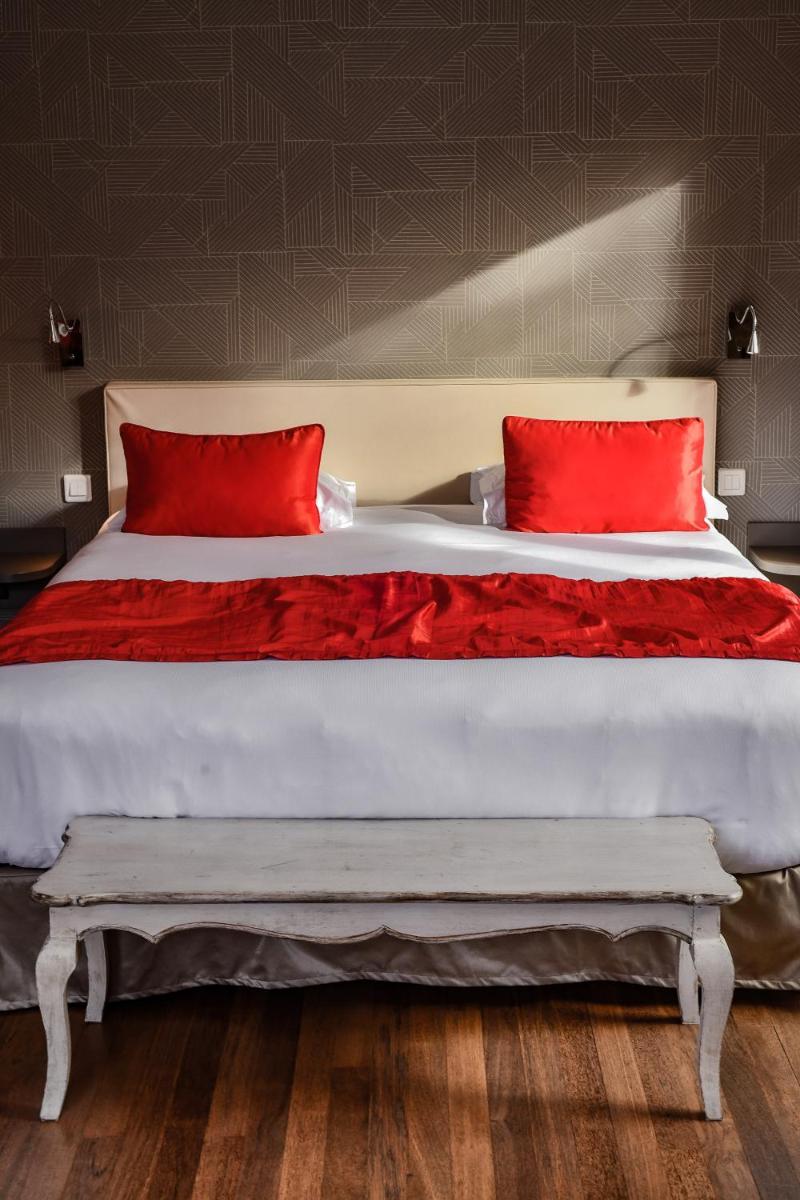 Un ou plusieurs lits dans un hébergement de l'établissement Les Frères Ibarboure - Hôtel 4 étoiles, Spa extérieur sensoriel et Restaurant étoilé à Bidart