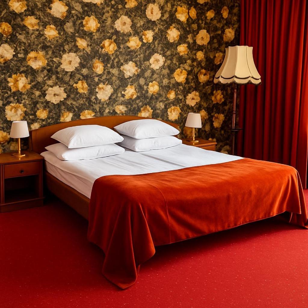 Hotel Metro - Housity