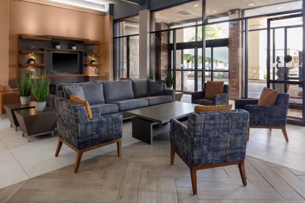 William Tell Hotel MOD Collection by Sonesta - Housity