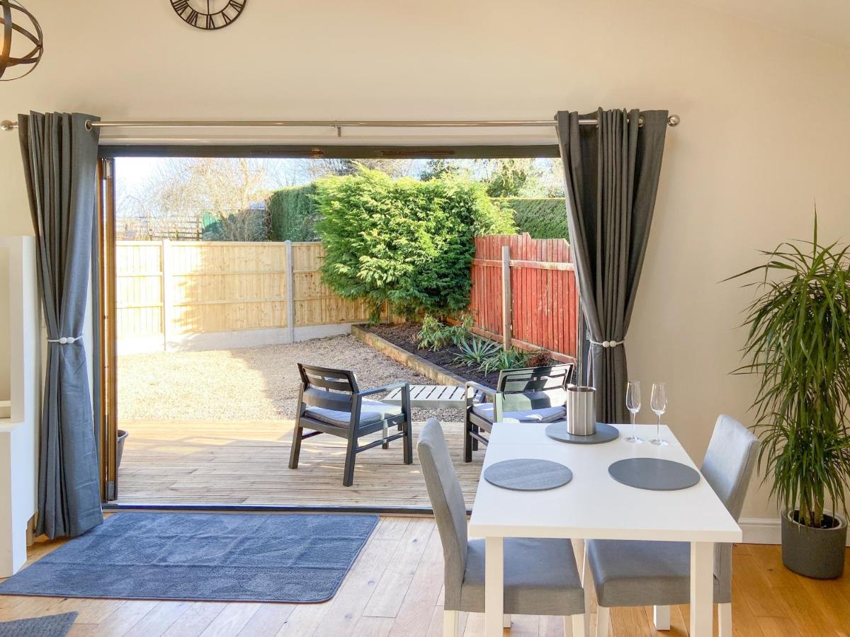 Woodside Retreat, Number 37 - Housity
