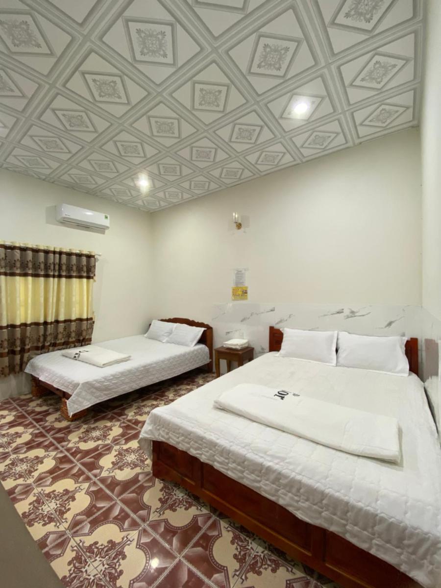 Tùng Thủy Homestay - Dinh Thầy Thím Lagi - Housity