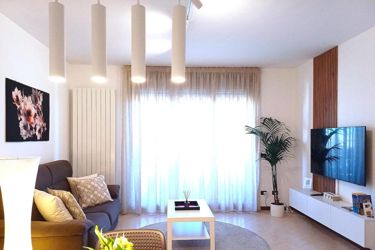 'La Quercia' top floor flat - Housity