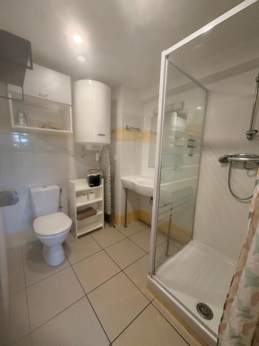 Le clos d'Aix studio 102 parking et piscine gratuite - Housity