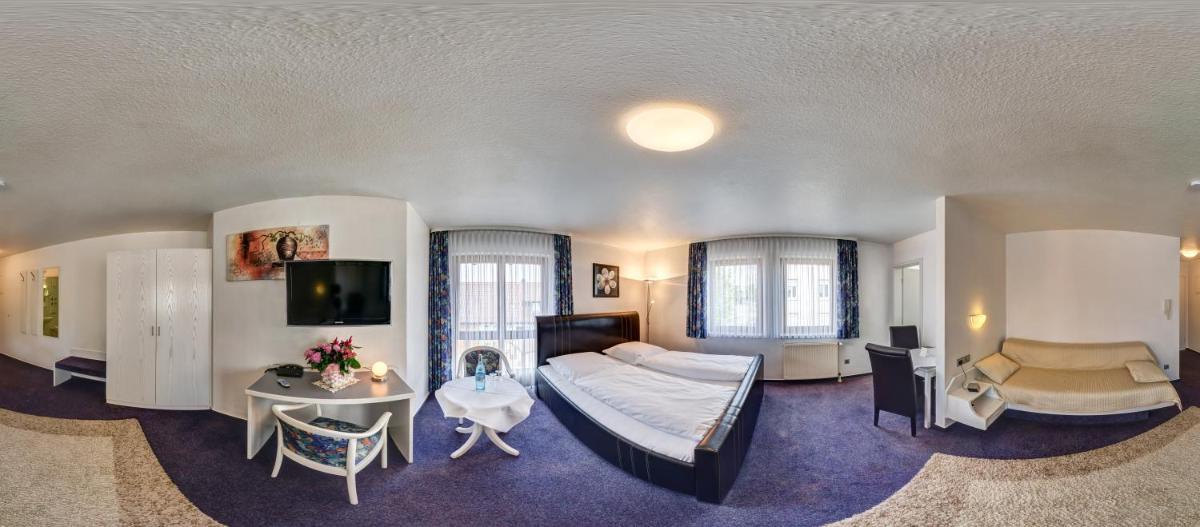 Hotel Gasthof Traube - Housity