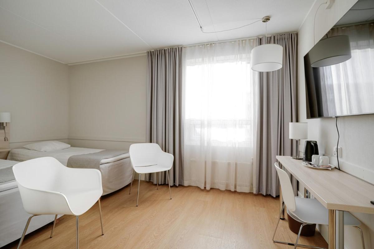 Kauppahotelli - Housity