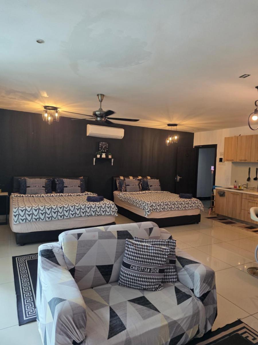 Ksl D'Esplanade Studio Apartment's 2 - Hizvo