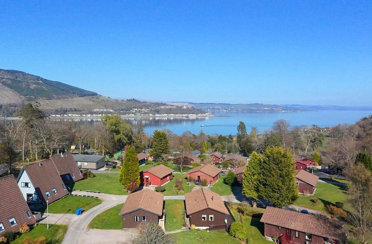 Deer Croft Lodge - Housity