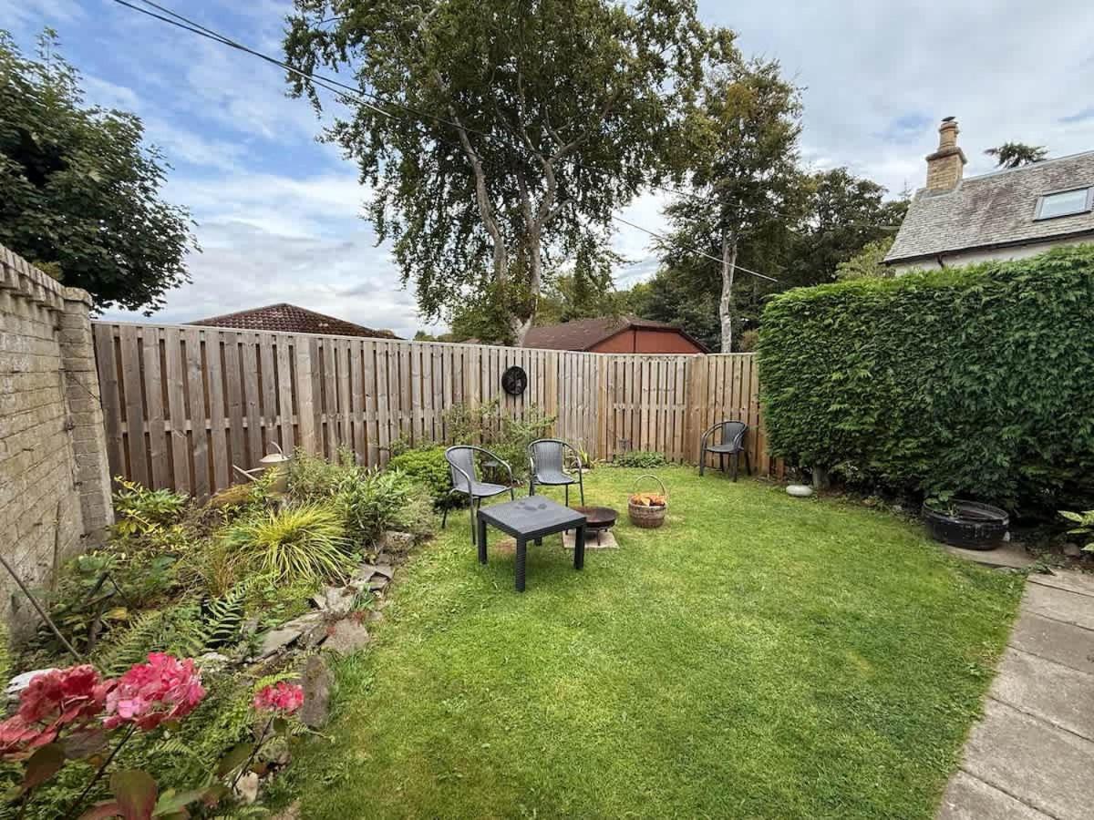 Robins Nest Cottage - Housity