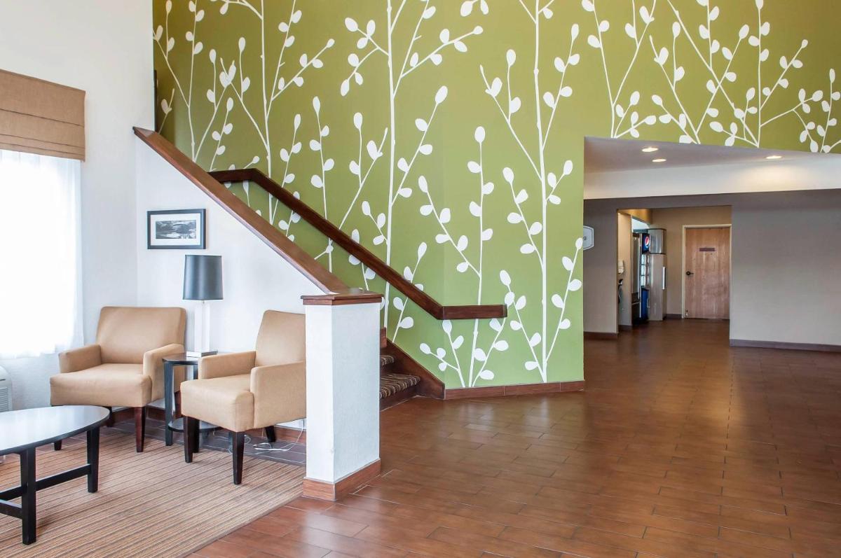 Sleep Inn University - Housity