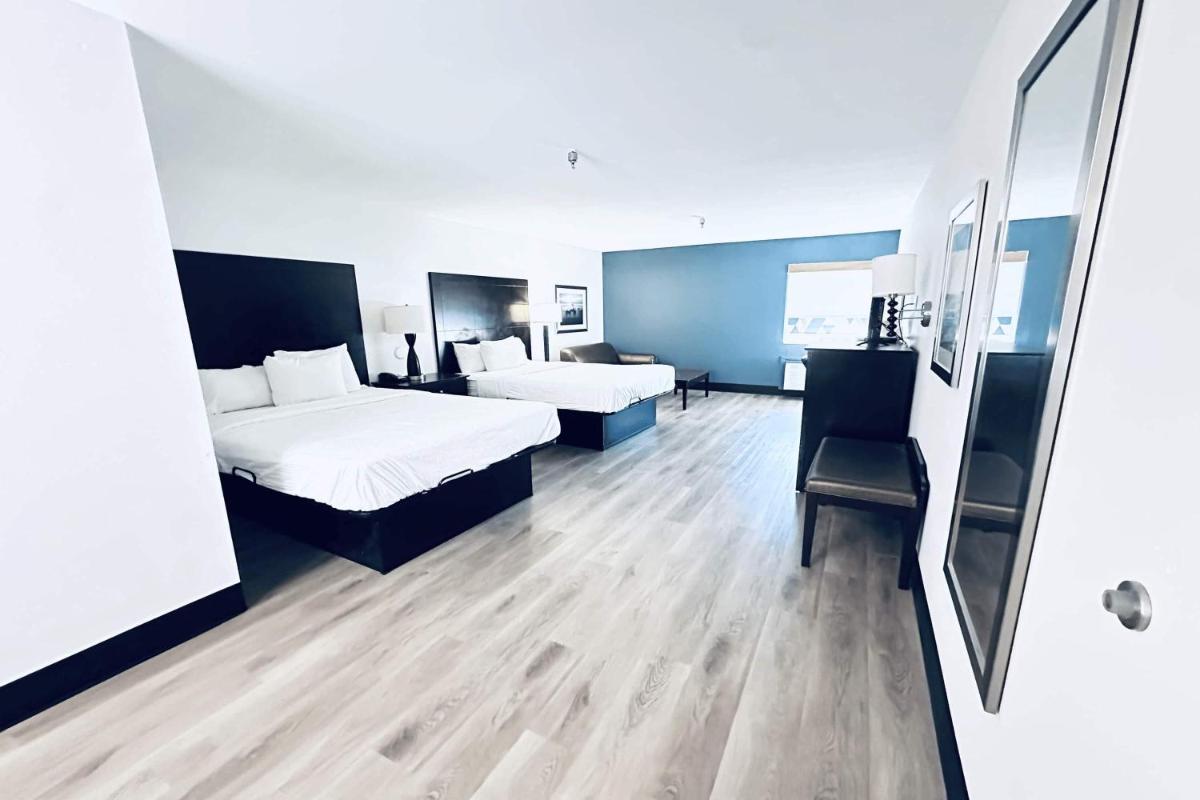 Baymont by Wyndham Ardmore I-35 - Housity
