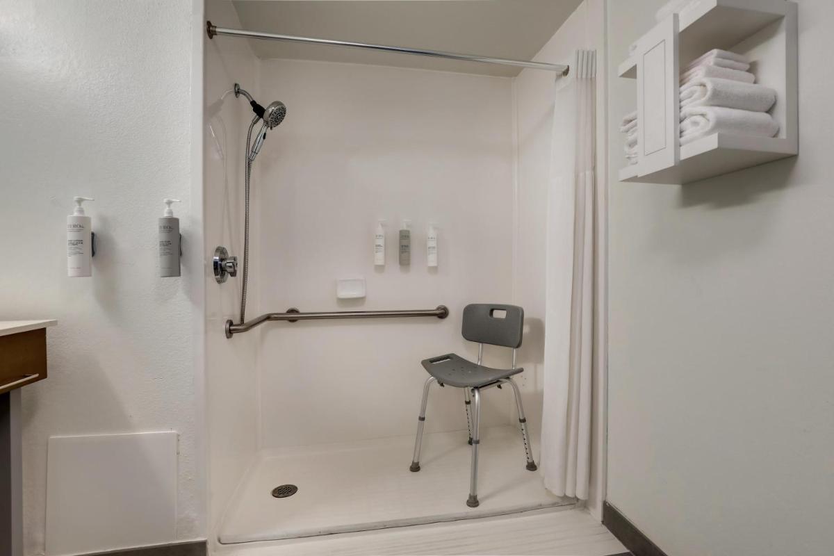 Hampton Inn Beaufort - Housity