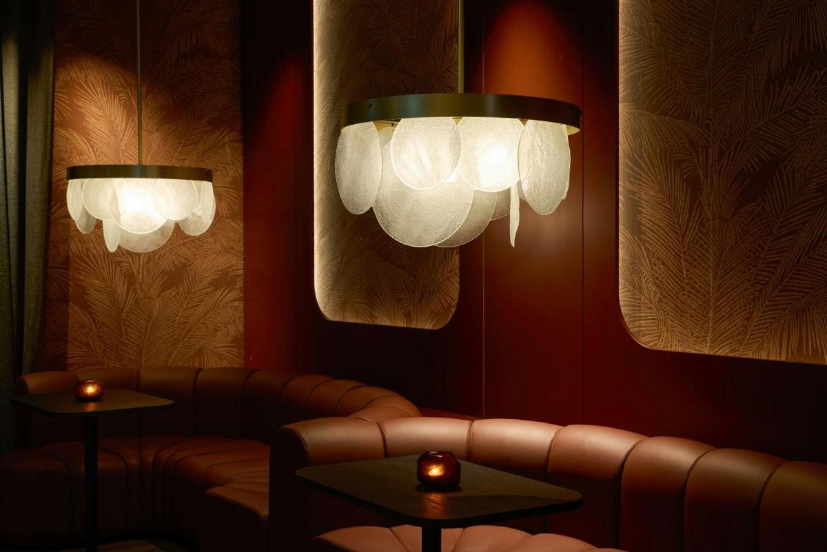 Metropolitan Hotel by Flemings - Housity