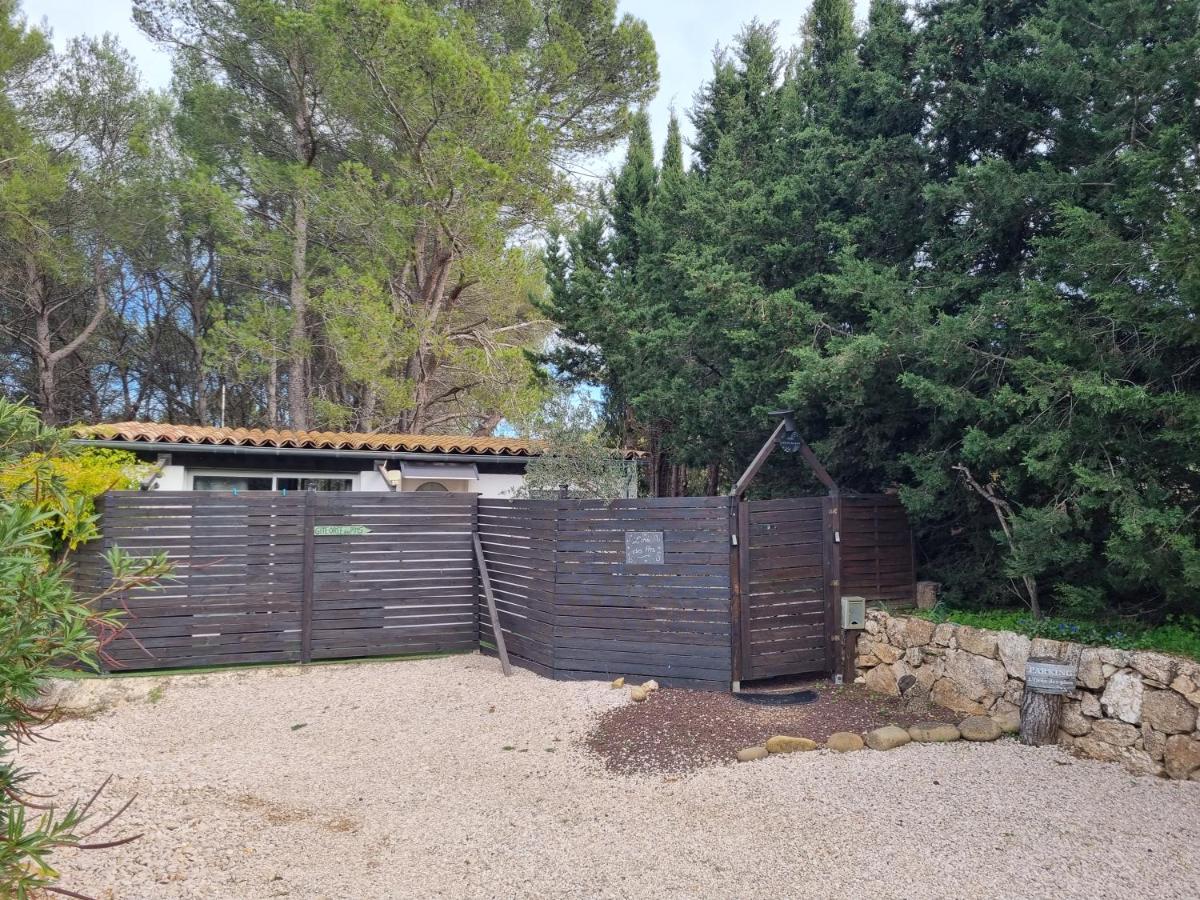 A l'Orée des pins - Gite et spa de 30 m2- Options Home Cinéma, Romantique - Housity