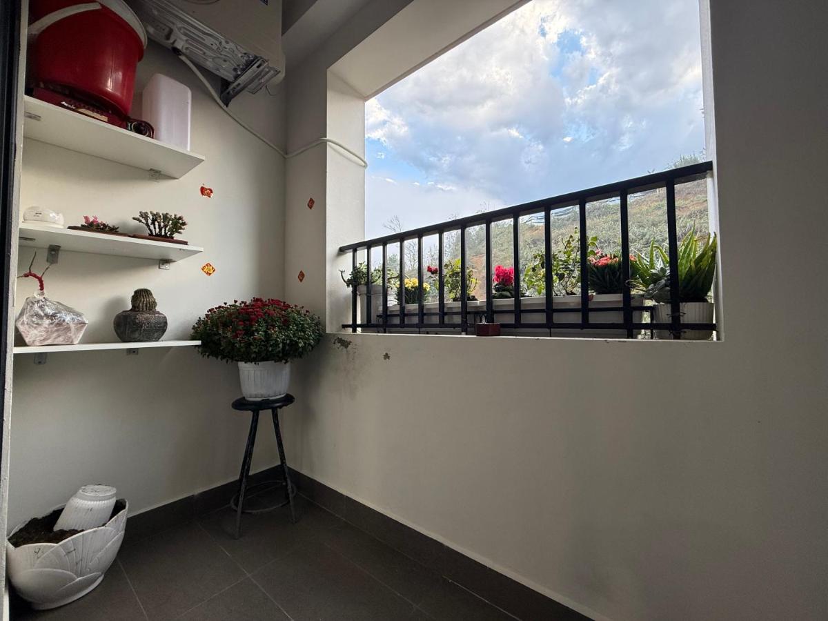 Irista Hill - Housity