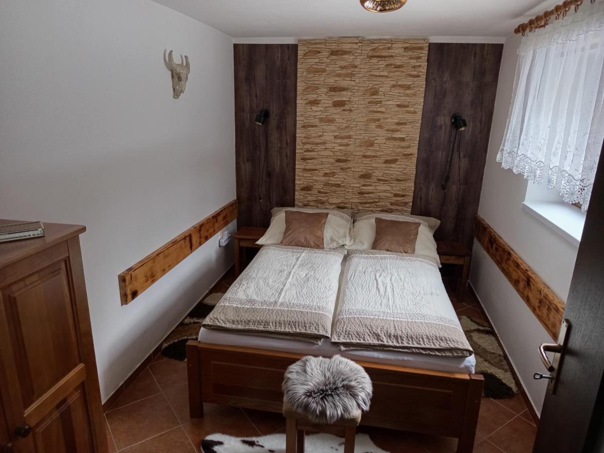 Apartmán Ústie - Housity