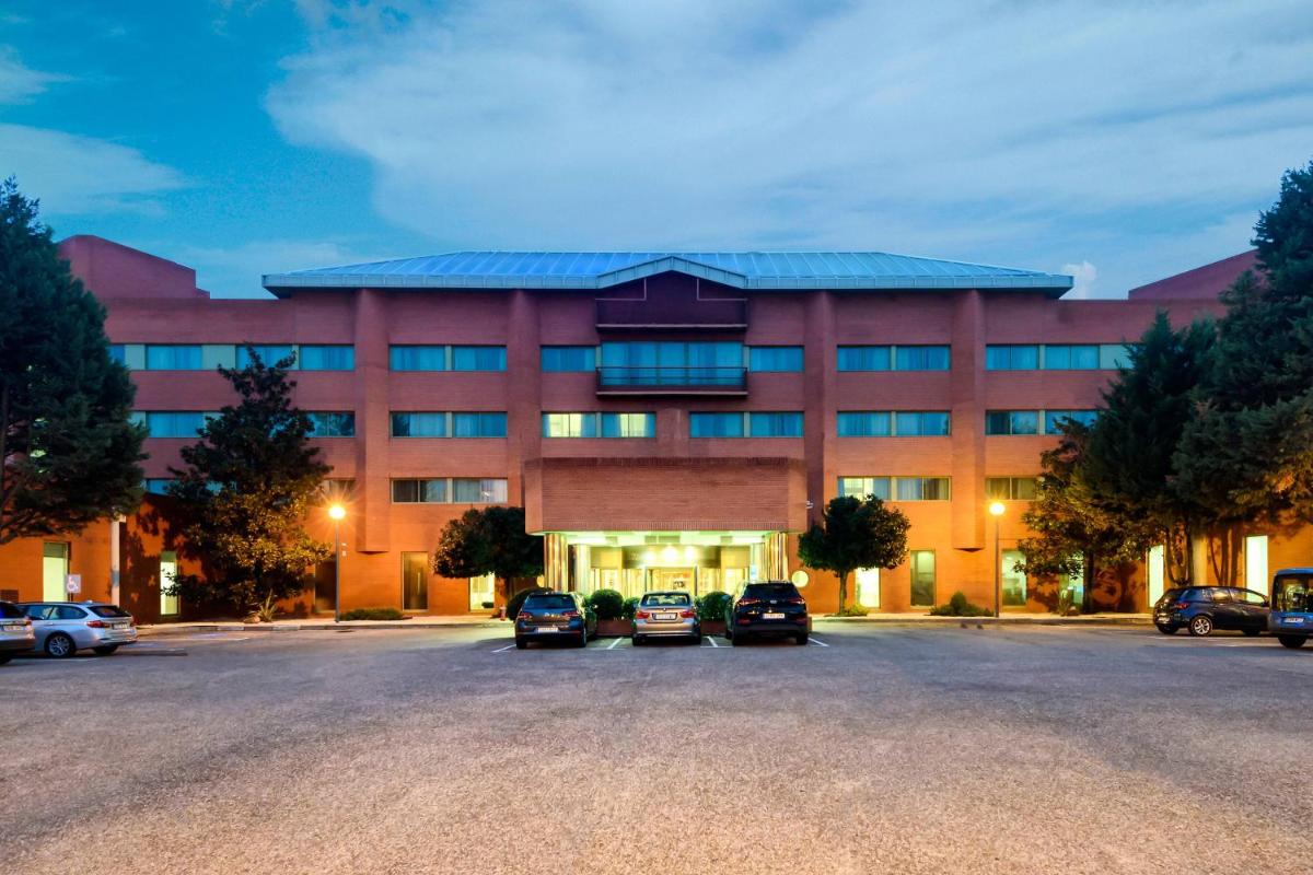 Hotel Guadalajara & Conference Center Affiliated by Meliá - Housity