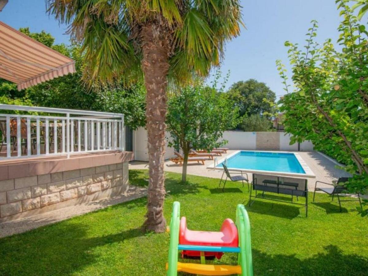 Holiday home Maja with private pool - Housity