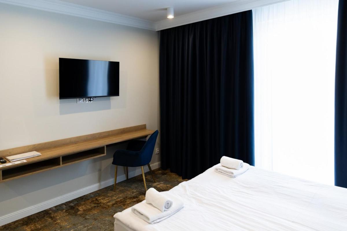 Hotel Przystań Przy Lesie - Housity