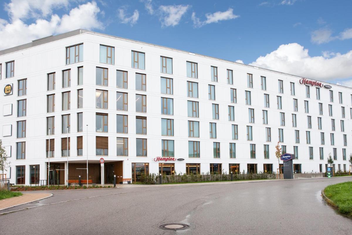 Hampton By Hilton Stuttgart Airport - Housity