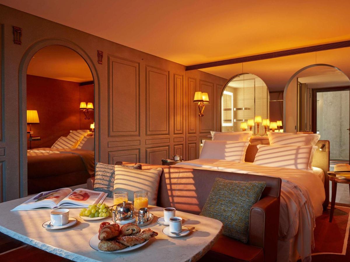 Nourriture dans l'hôtel ou à proximité